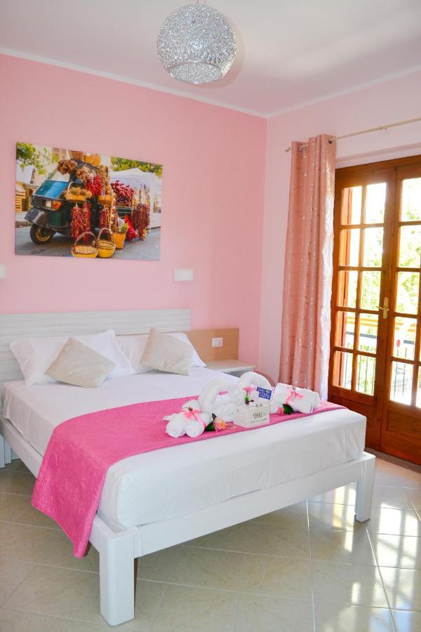 Le Twins -Bed And Breakfast Tropea Exterior photo