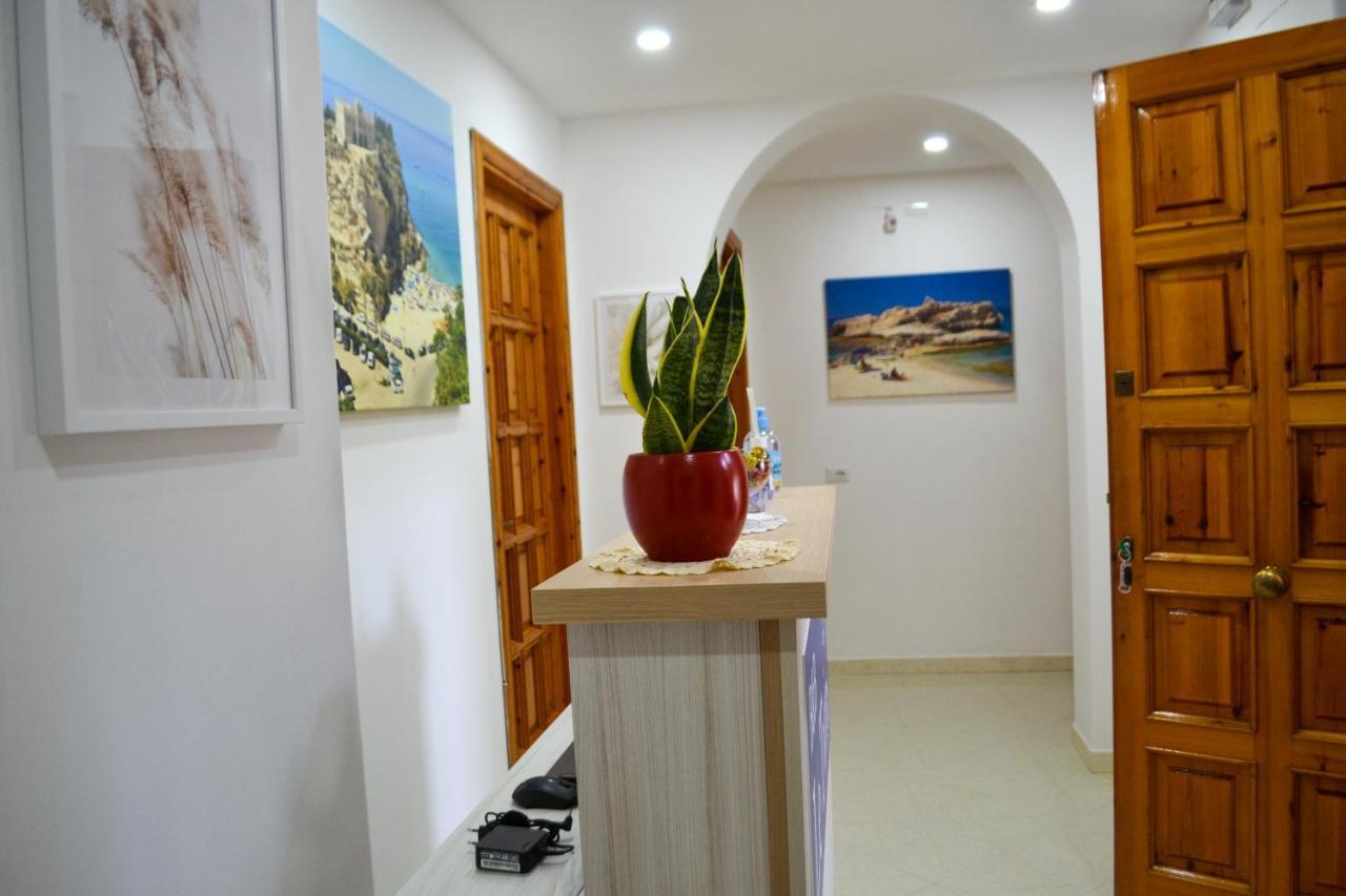 Le Twins -Bed And Breakfast Tropea Exterior photo