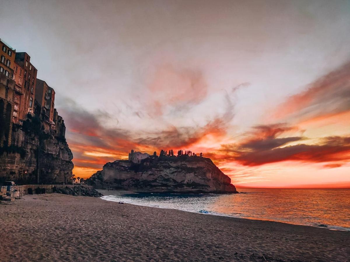 Le Twins -Bed And Breakfast Tropea Exterior photo